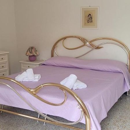 וולאסטרה Affittacamere L'Arco מראה חיצוני תמונה