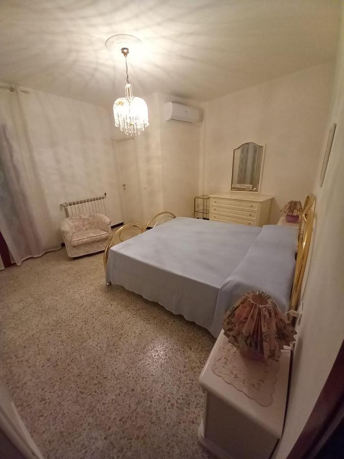 וולאסטרה Affittacamere L'Arco מראה חיצוני תמונה